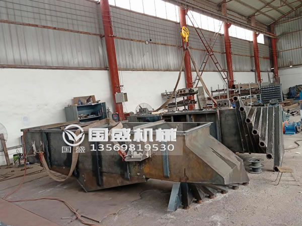 直線(xiàn)多層震動(dòng)篩 直線(xiàn)多層震動(dòng)篩