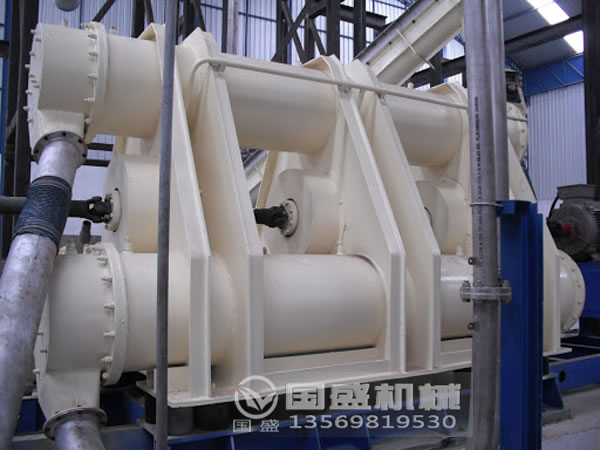 振動(dòng)磨機 振動(dòng)磨機